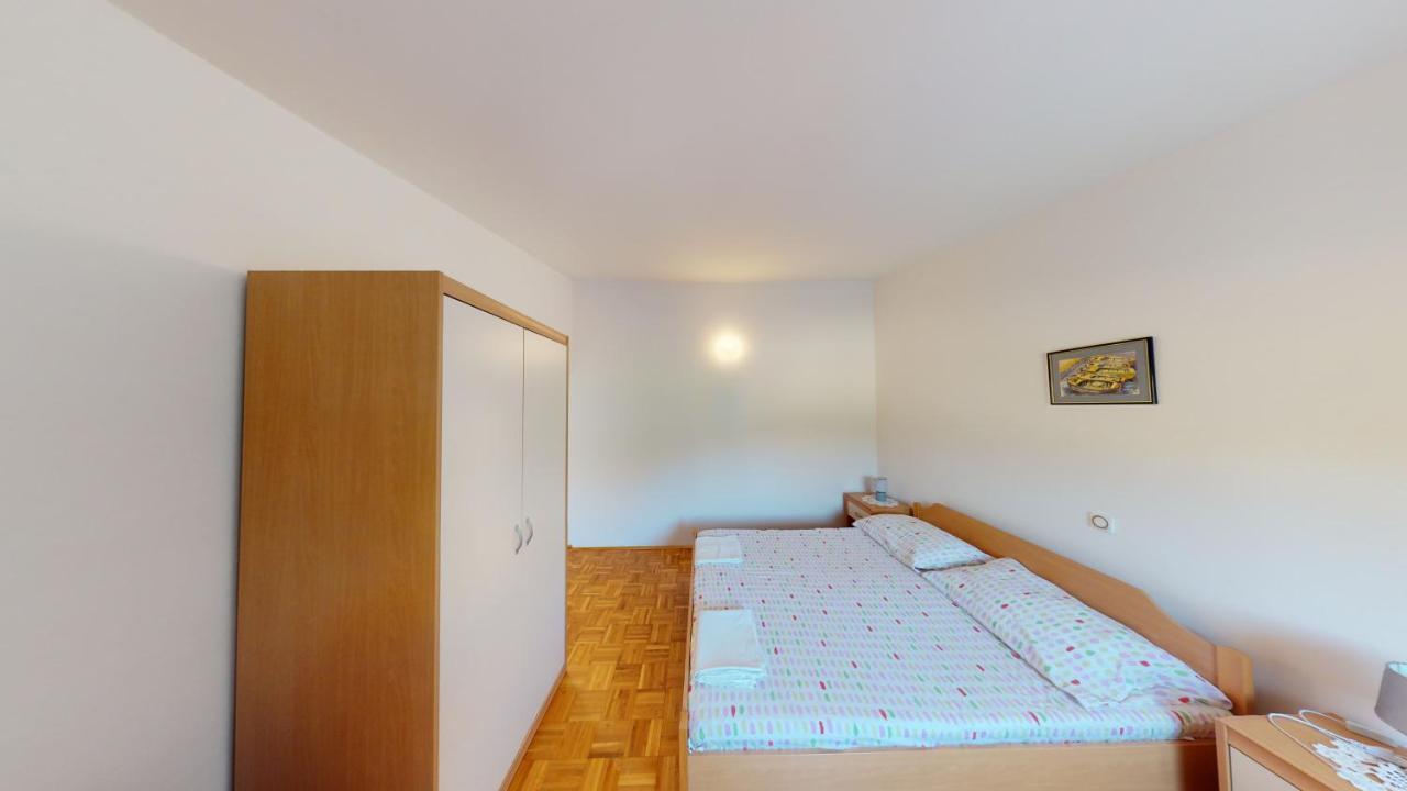 Jaska & Jelica House Apartments Metajna Esterno foto